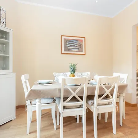Comfortable&convenient In The Center - Zanobi Delux *